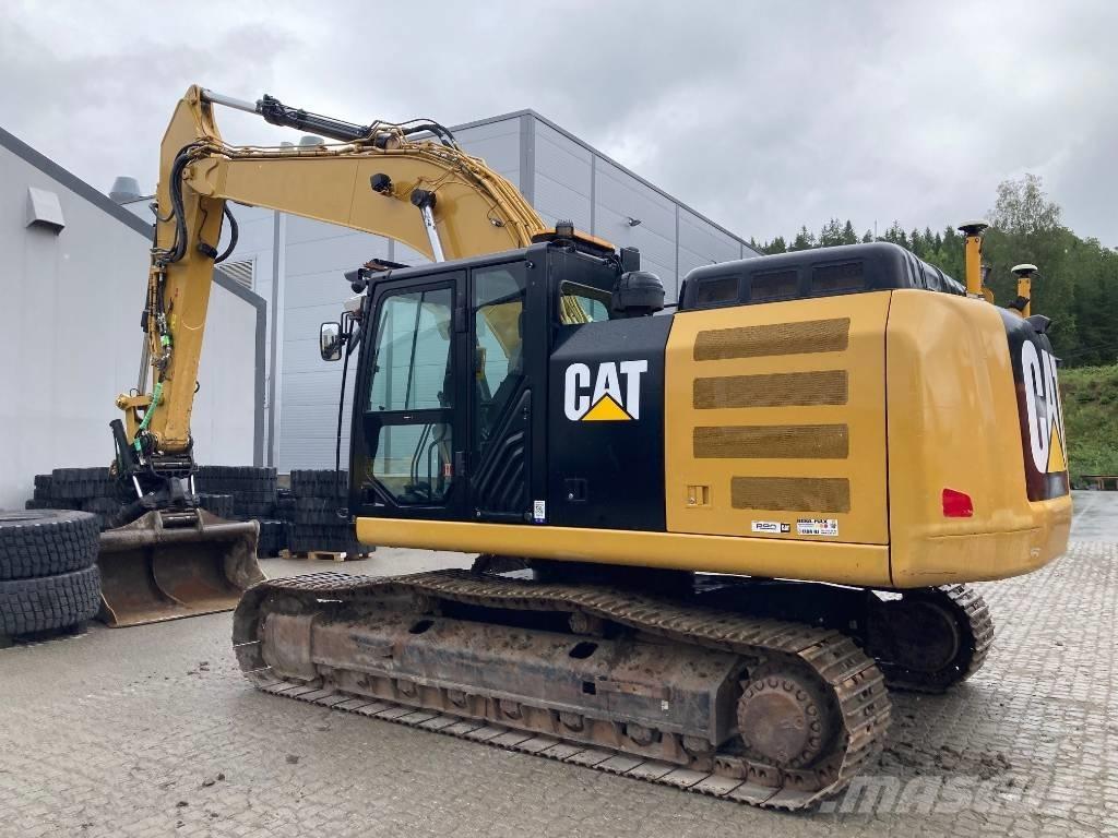 CAT 326 F L Bageri guseničari