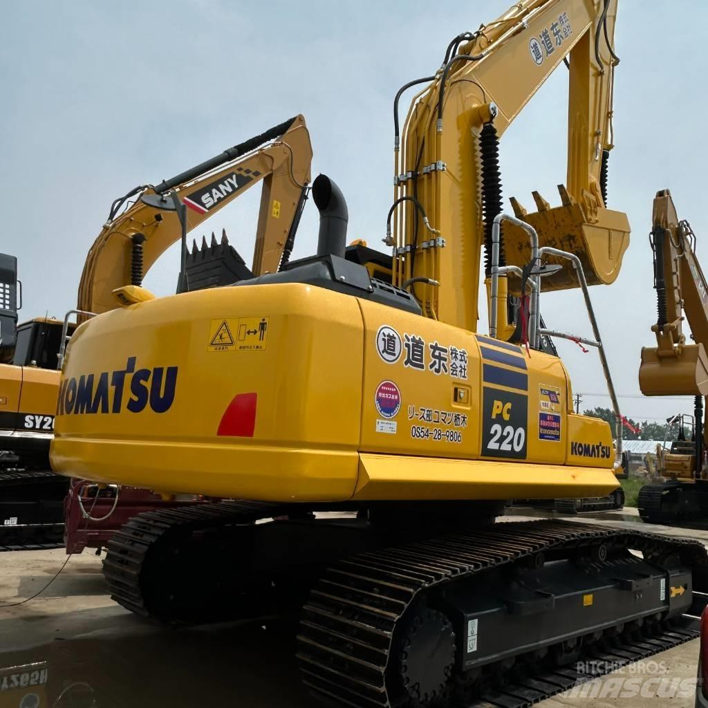 Komatsu 220-8 Bageri guseničari