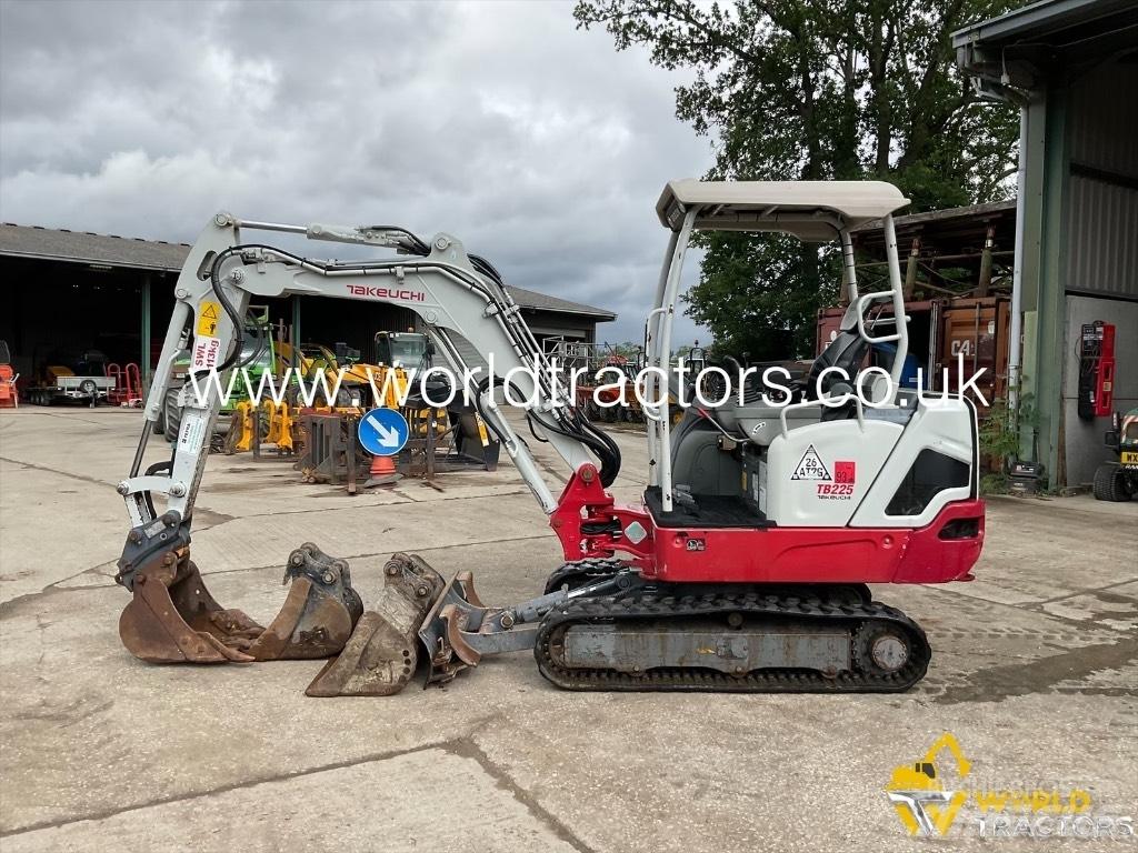 Takeuchi TB 225 Mini bageri < 7t