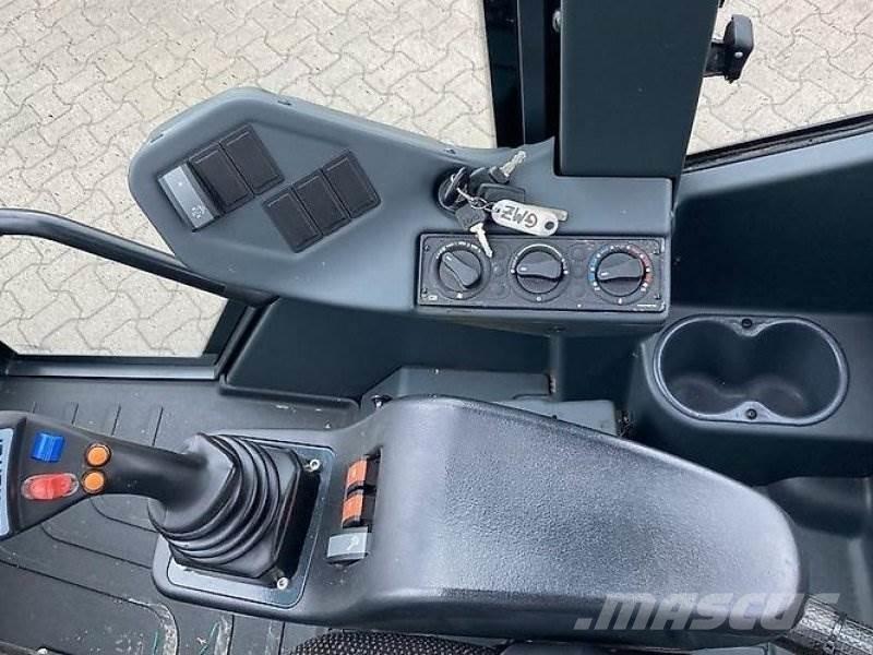Schäffer 6680T Teleskopski viljuškari