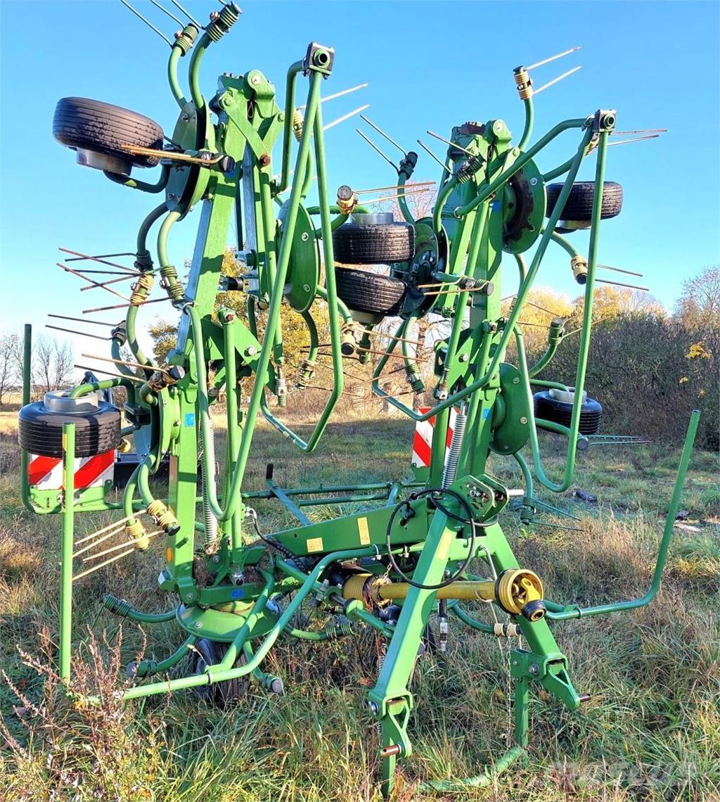 Krone KW 8.82/8 Okretači i sakupljači sena