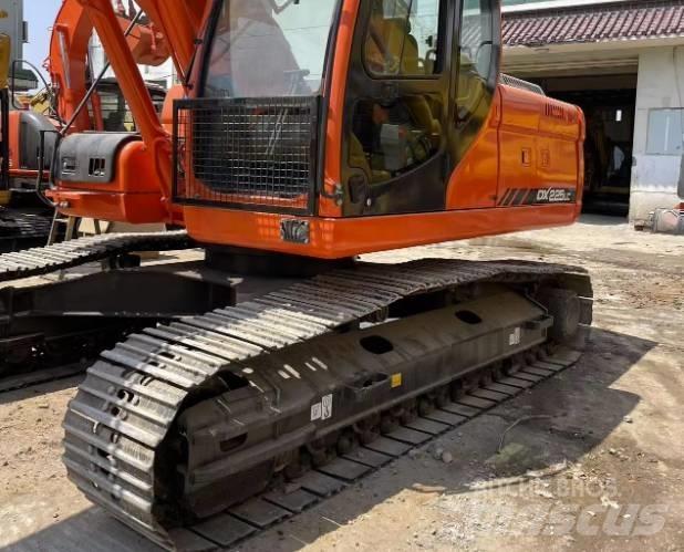 Doosan DX225LC Bageri guseničari