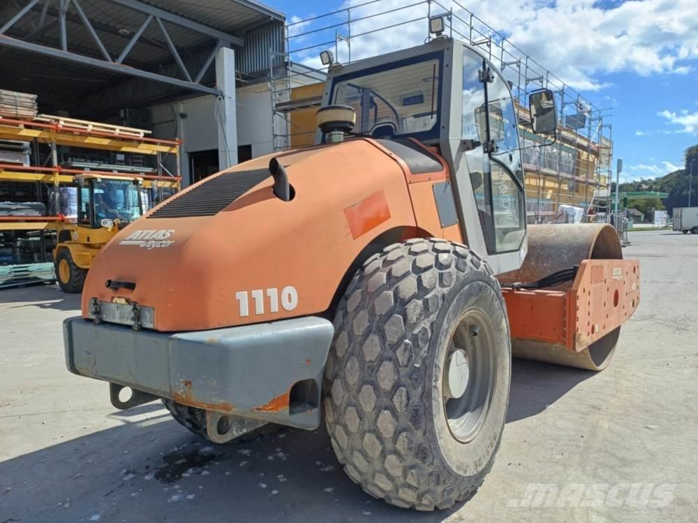 Atlas 1110 Nabijači zemlje