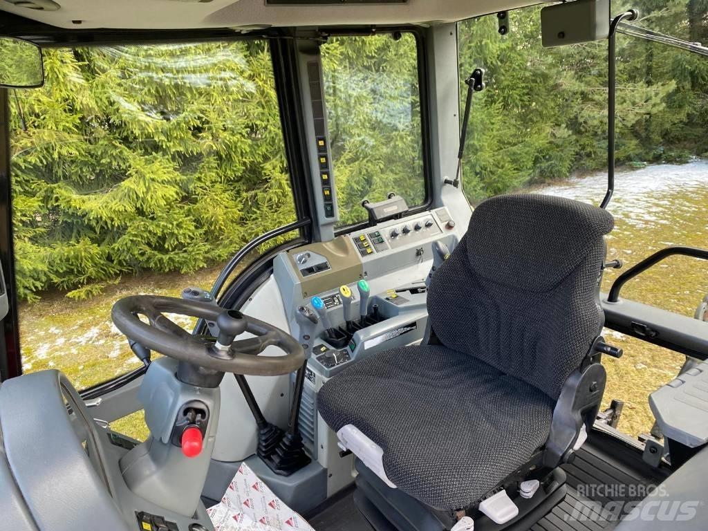 Valtra T 160 Traktori