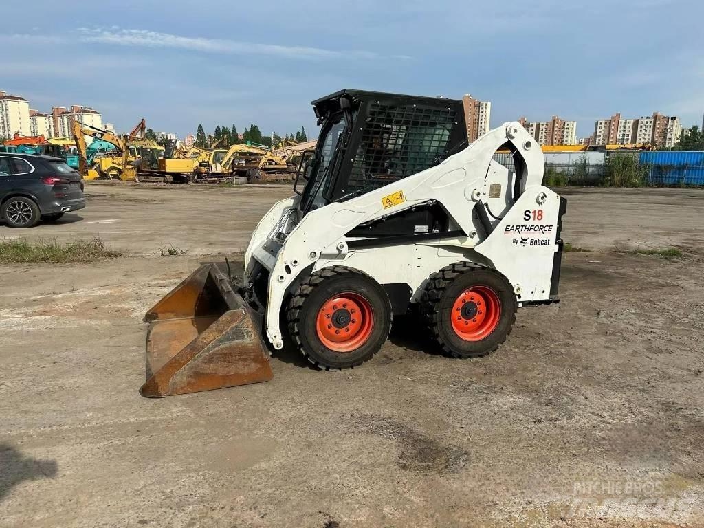 Bobcat S18 Skid steer mini utovarivači