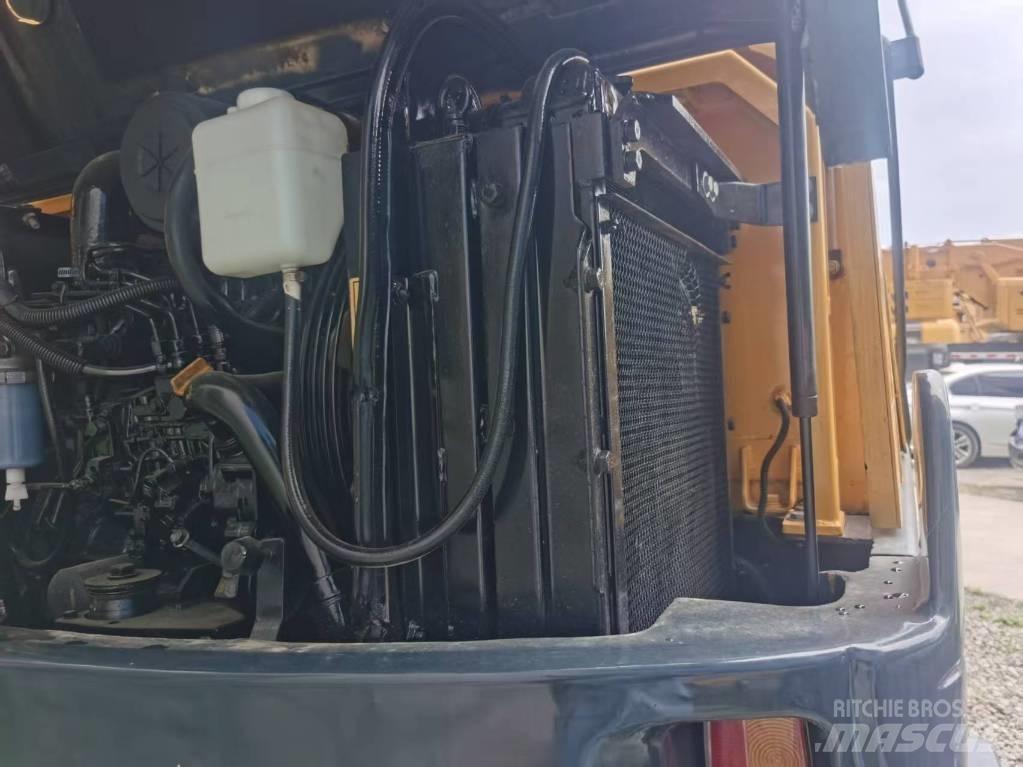 Hyundai r60w Bageri točkaši