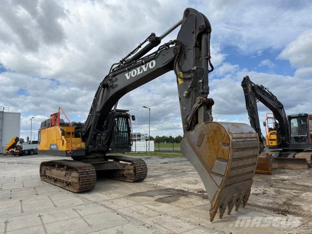 Volvo EC380ENL Bageri guseničari