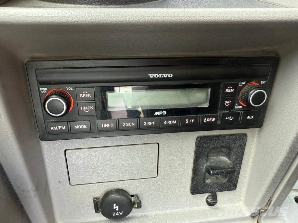 Volvo EC380ENL Bageri guseničari