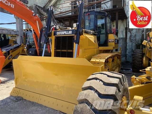 CAT D 6 G Buldožeri guseničari