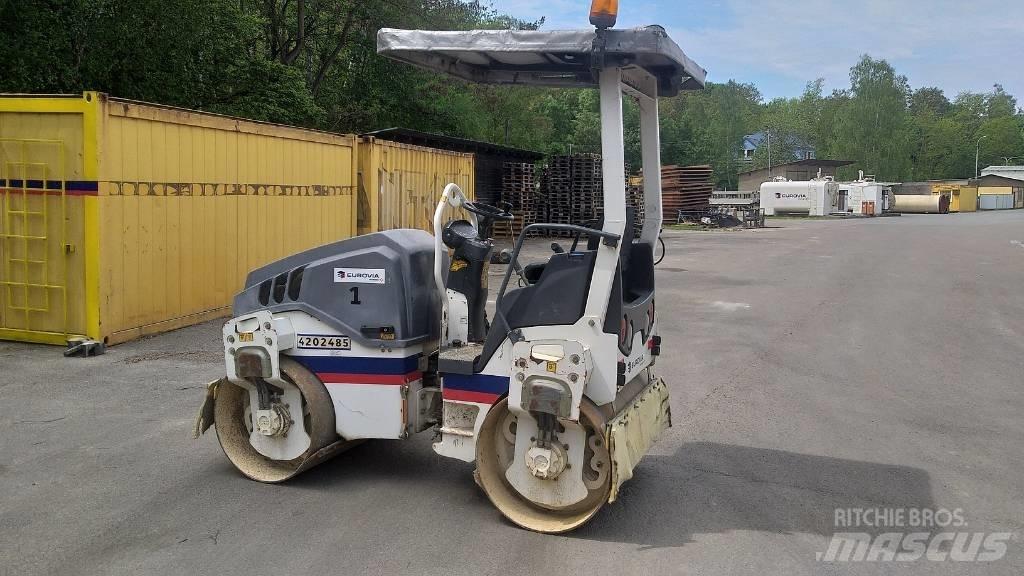 Hamm HD 12 VV Valjci sa duplim bubnjem