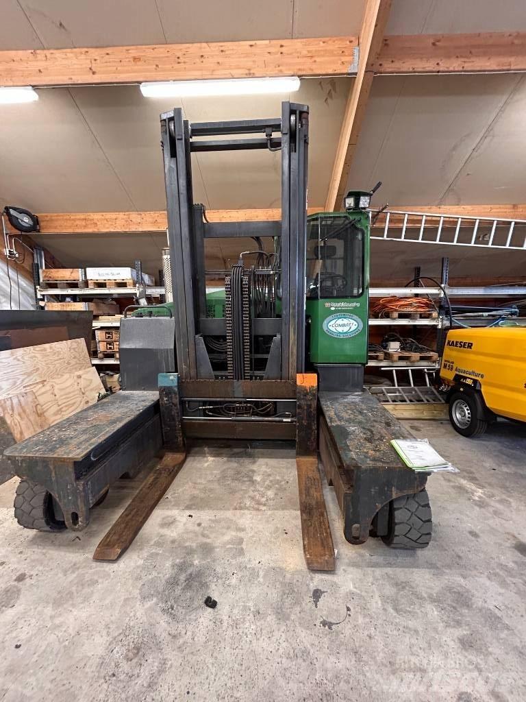 Combilift C 7000 Viljuškari sa 4-stranskim dohvatom