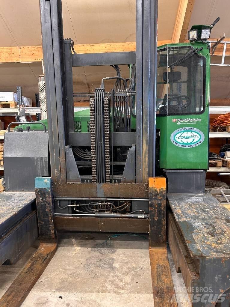 Combilift C 7000 Viljuškari sa 4-stranskim dohvatom