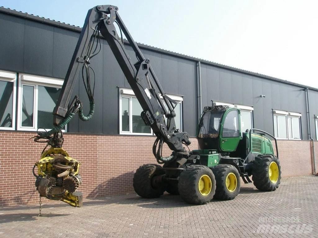 John Deere 1270E Harversteri