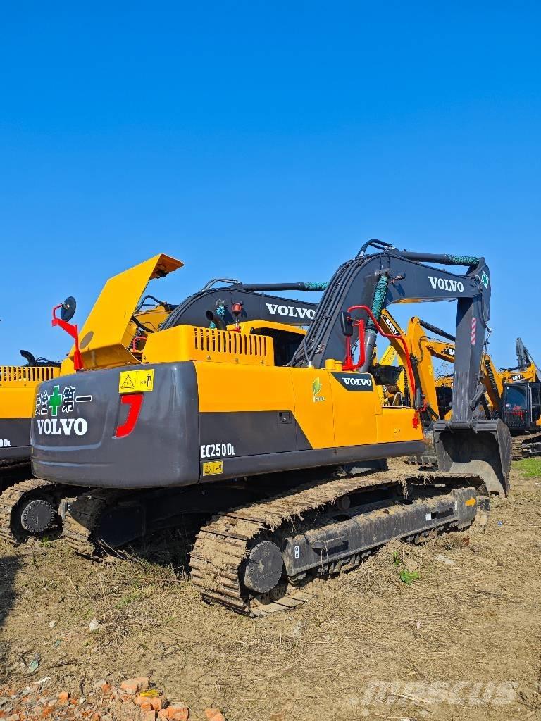 Volvo EC 250 D L Bageri guseničari