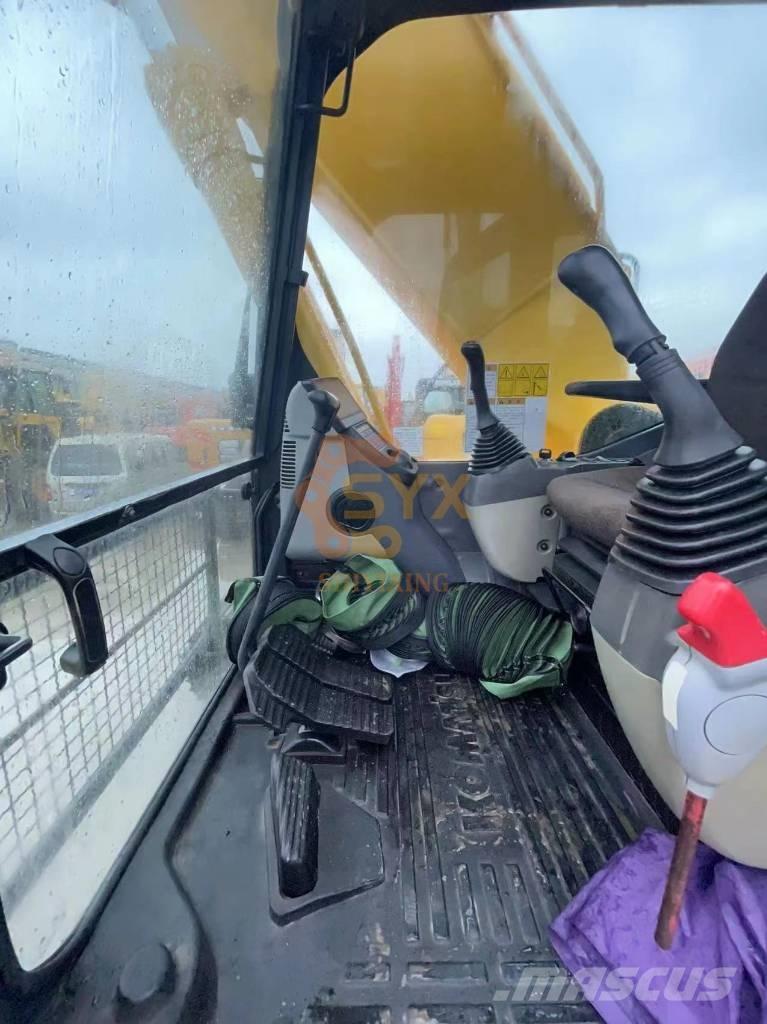 Komatsu PC 220-8 Bageri guseničari