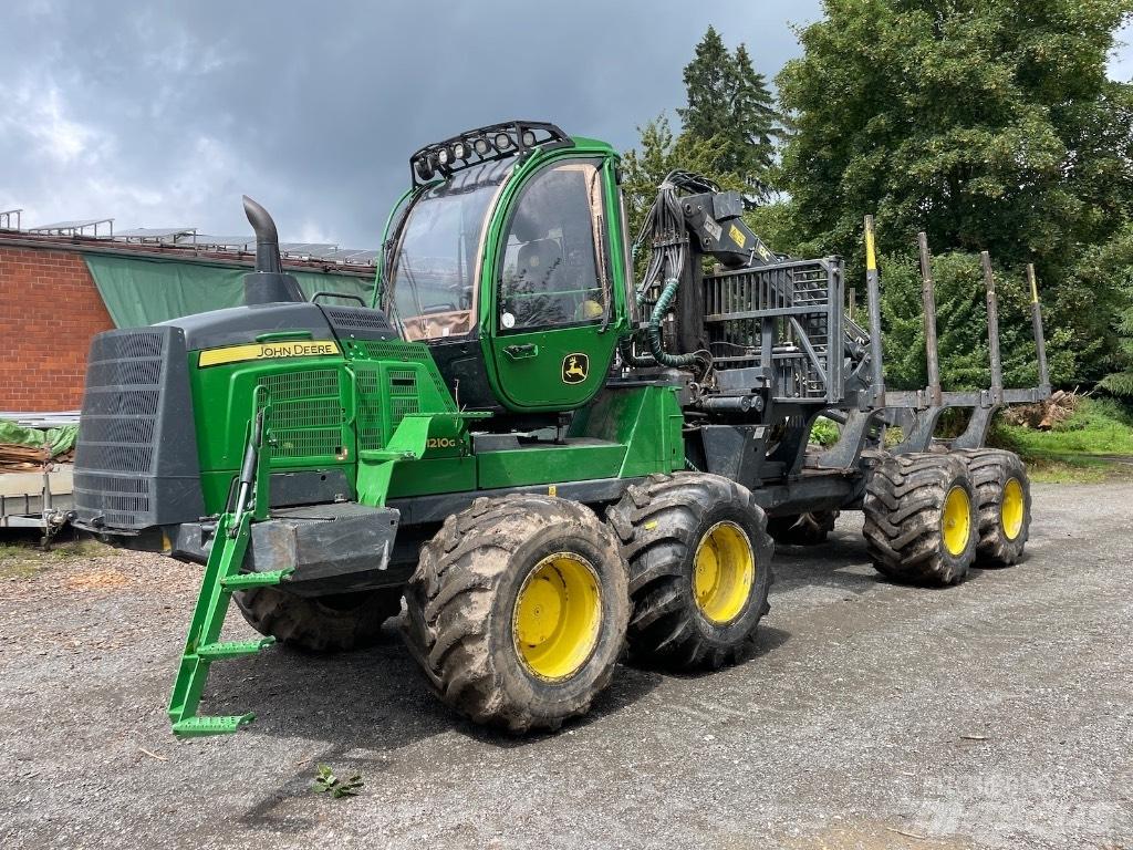 John Deere 1210 G Forvarderi