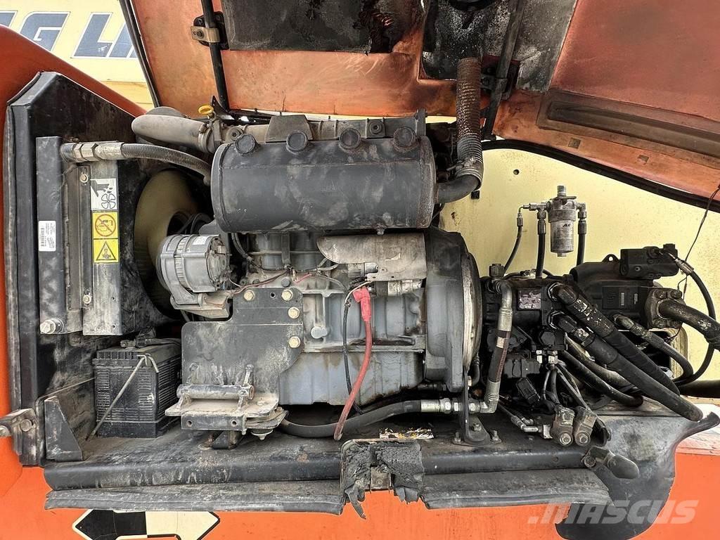 JLG 800AJ Zglobne podizne platforme