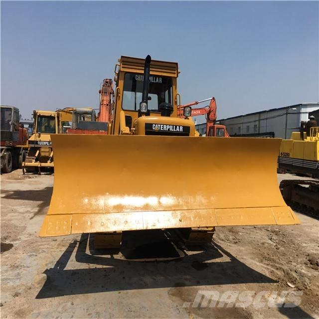 CAT D 6 D Buldožeri guseničari