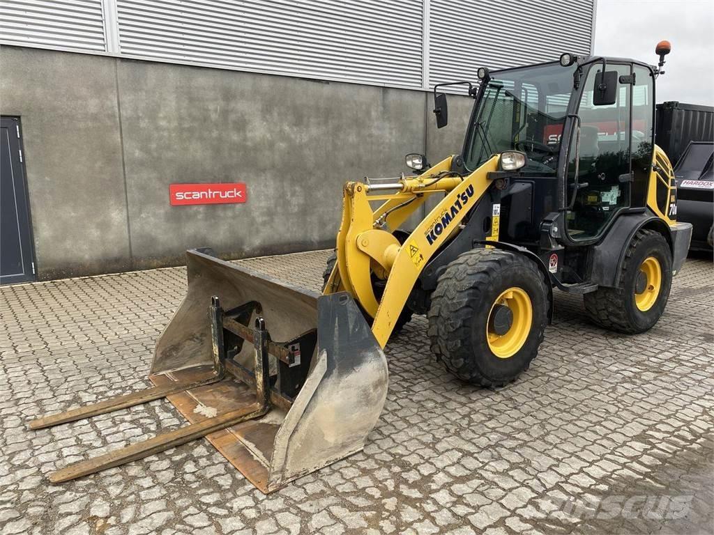 Komatsu WA70M-8EO Višenamenski utovarivači