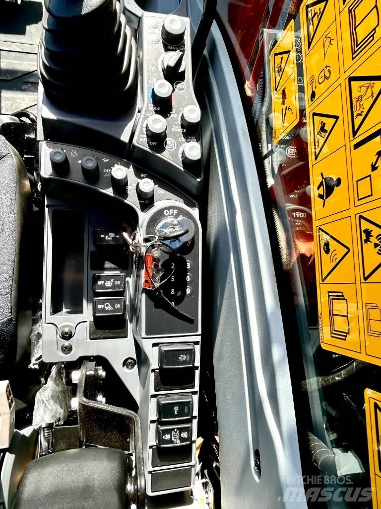 Hitachi ZX130-7 Bageri guseničari