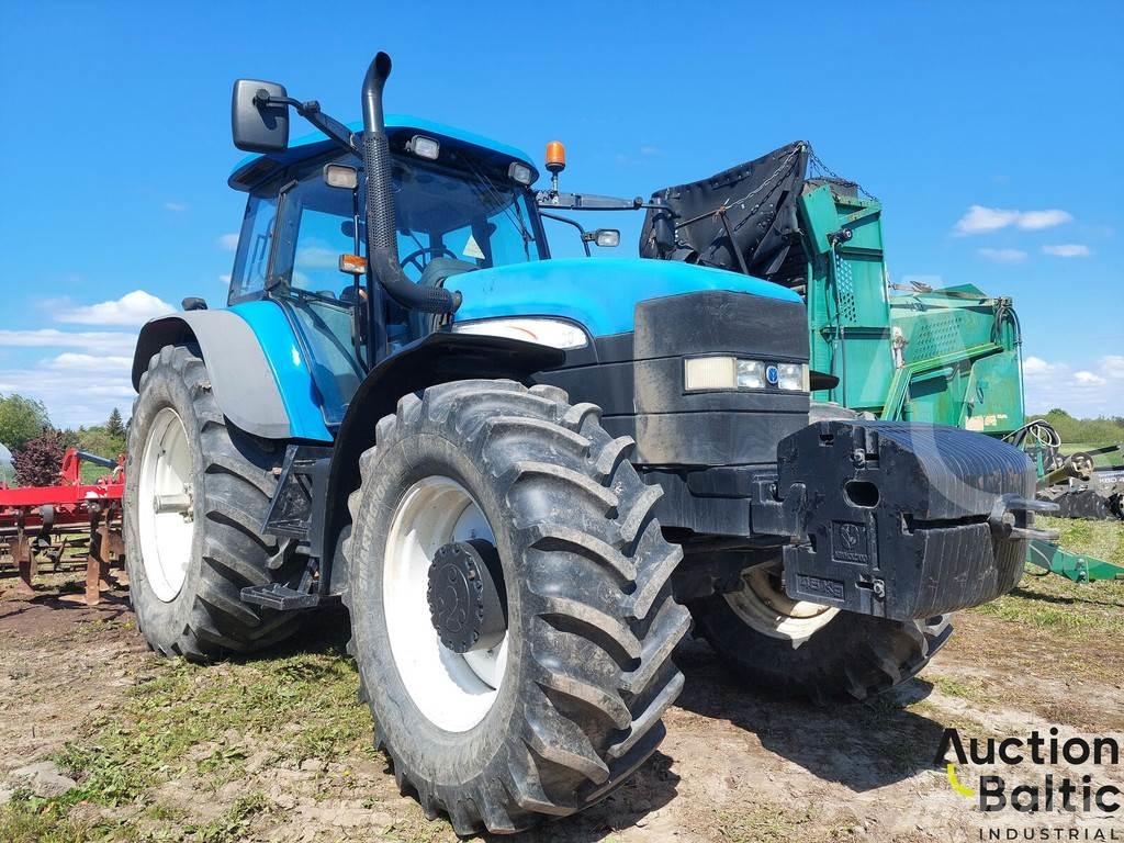 New Holland TM 190 Traktori