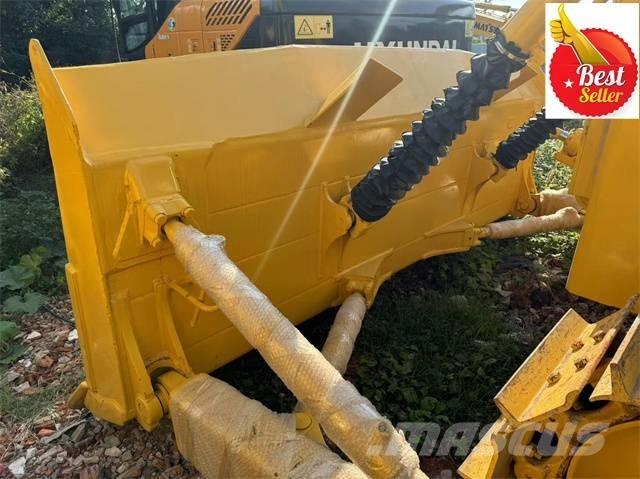 Komatsu D 85 EX Buldožeri guseničari
