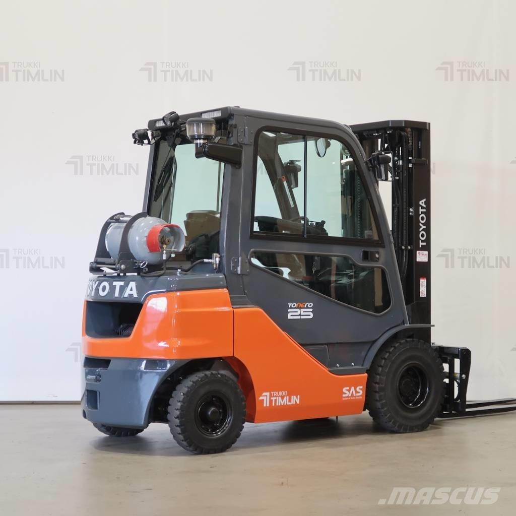 Toyota 02-8FGF25 Plinski viljuškari