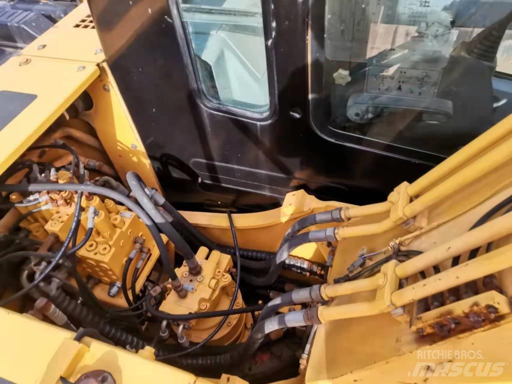 Hyundai 110-7 Bageri guseničari