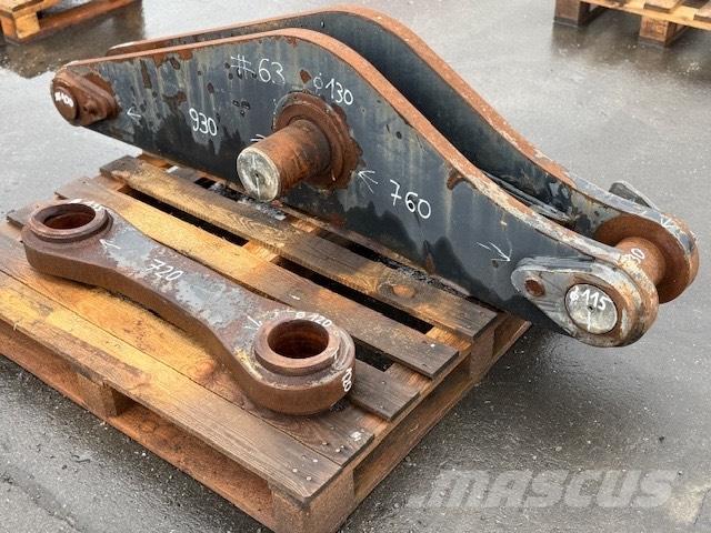 CNH BUCKET LINK Kašike / Korpe