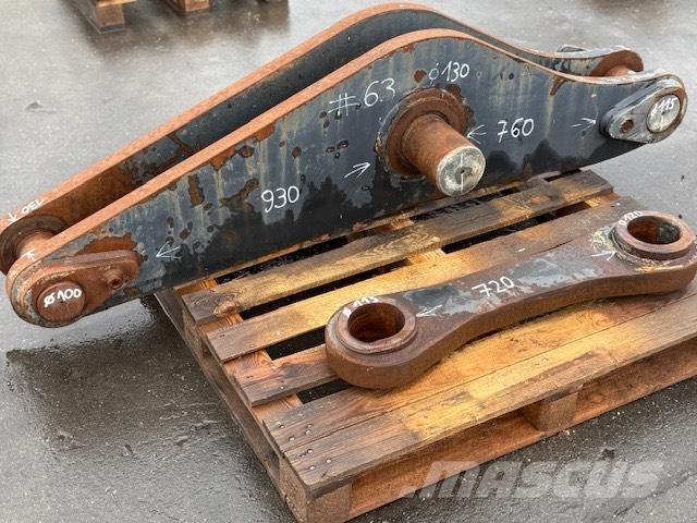 CNH BUCKET LINK Kašike / Korpe