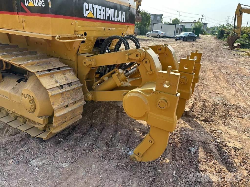 CAT D 6 G Buldožeri guseničari