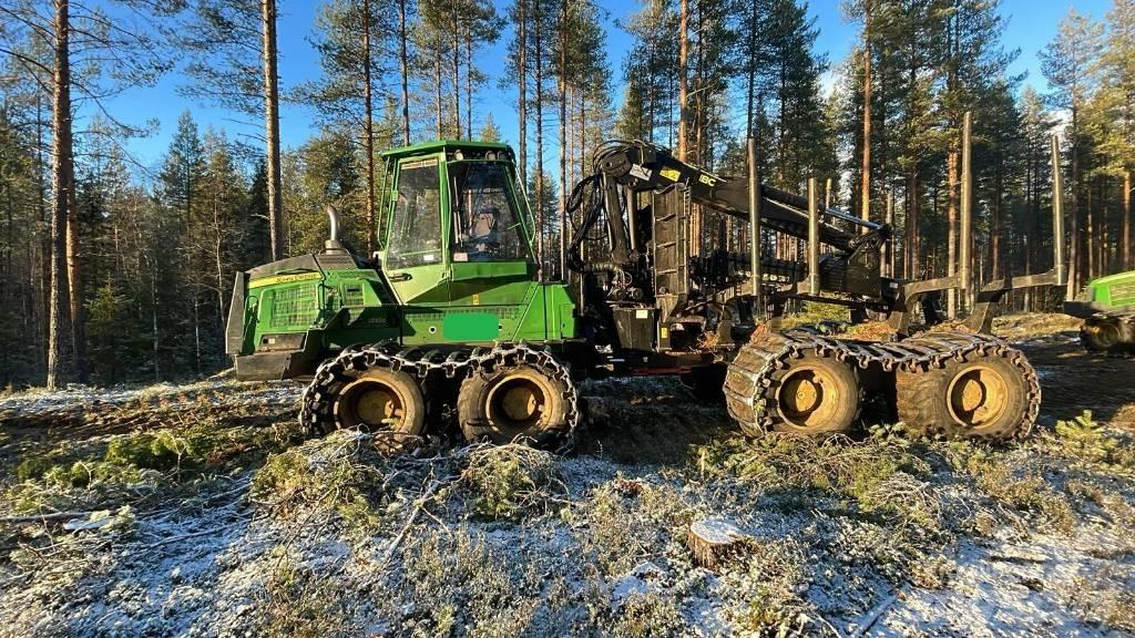 John Deere 1210G Forvarderi