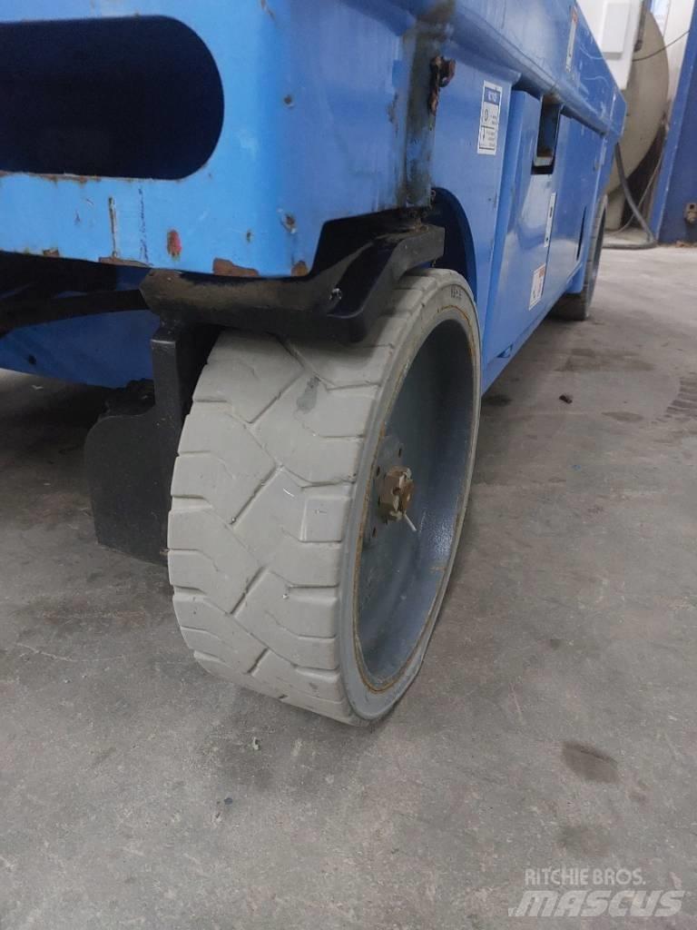 Haulotte Compact 14 Makazaste platforme