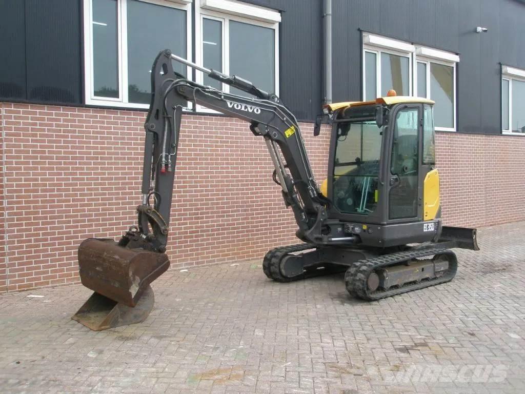Volvo EC35D Mini bageri < 7t