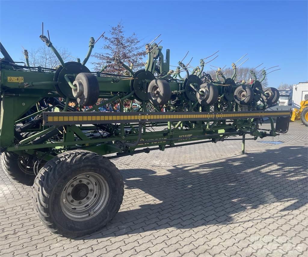 Krone KWT 2000 Okretači i sakupljači sena
