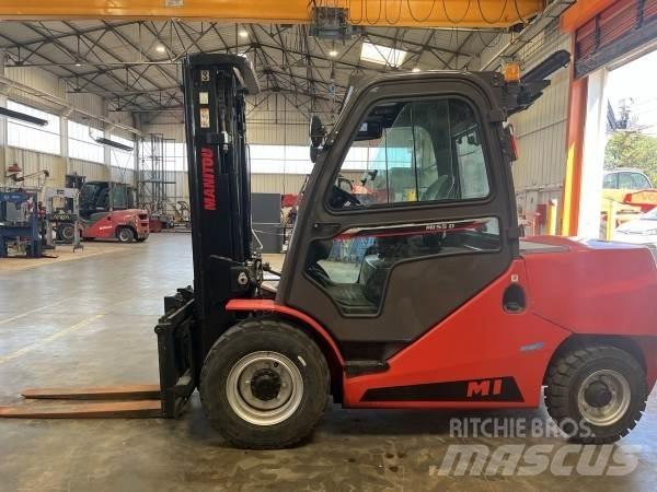 Manitou MI55 D Vanterenski viljuškar