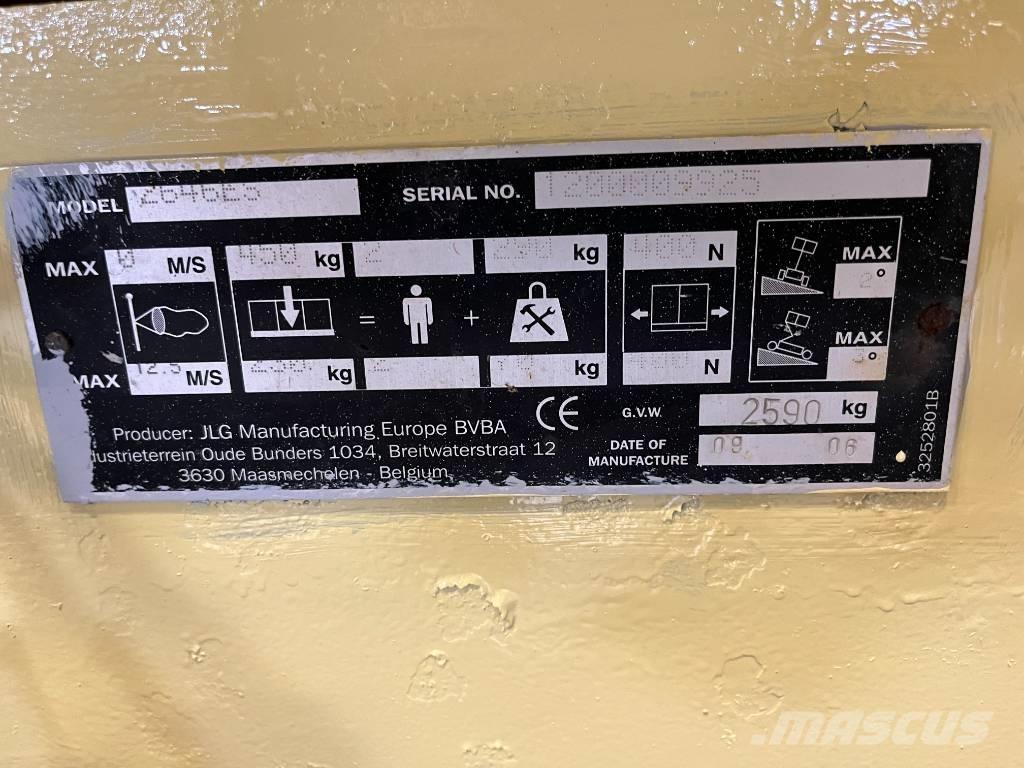 JLG 2646 ES Makazaste platforme