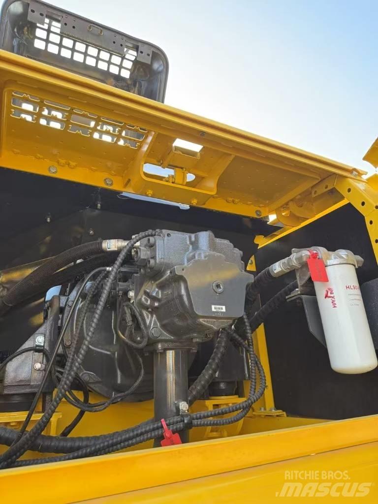 Komatsu 350LC-8 Bageri guseničari