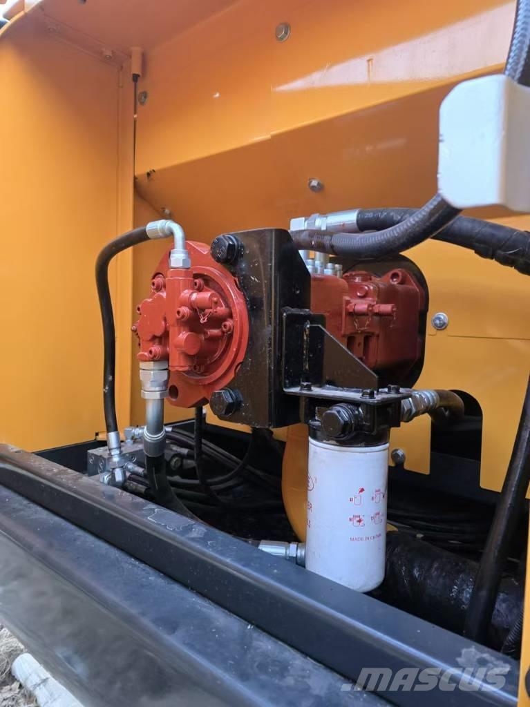 Hyundai R 220-9 S Bageri guseničari