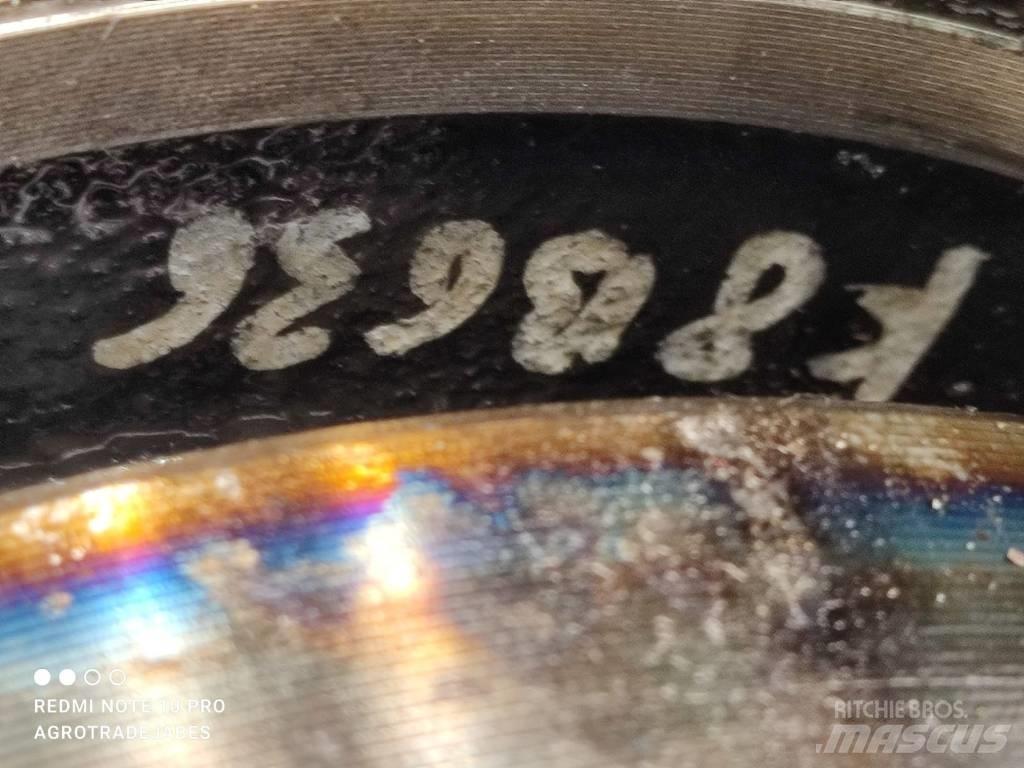 Genie GTH 2506 hub Osovine