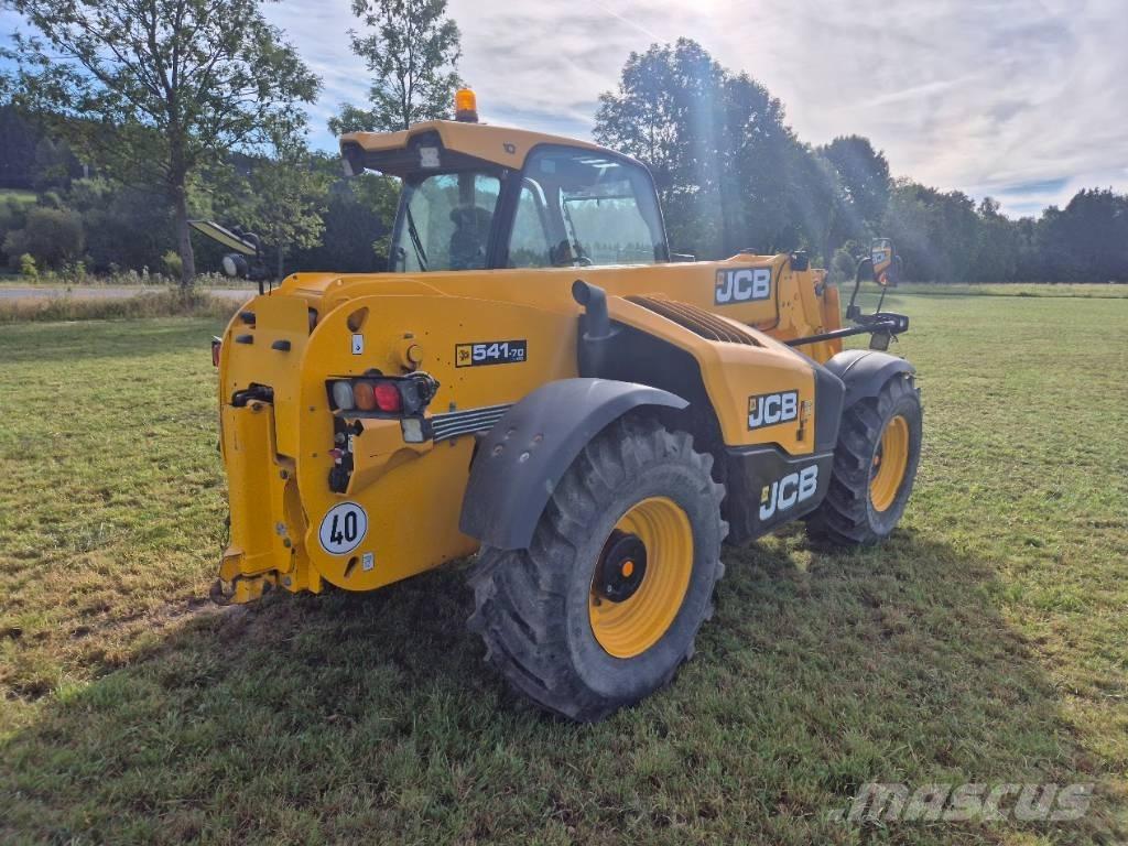 JCB 541-70 Poljoprivredni teleskopski utovarivači