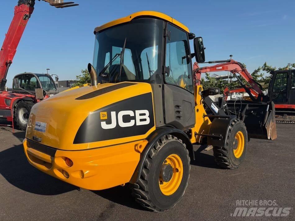 JCB 406 Utovarivači na točkove