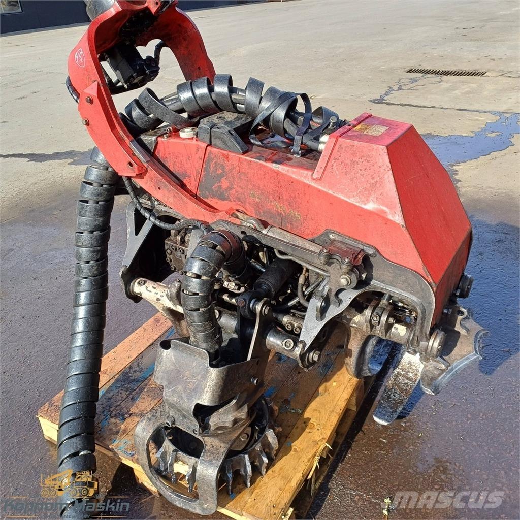 Komatsu C124 Glave za kombajne