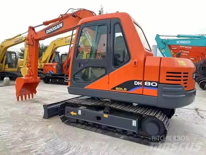 Doosan DH 80 Midi bageri 7t – 12t
