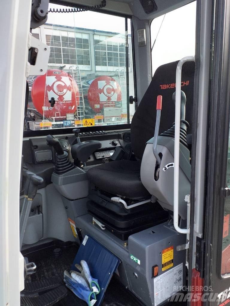 Takeuchi TB 240 Mini bageri < 7t