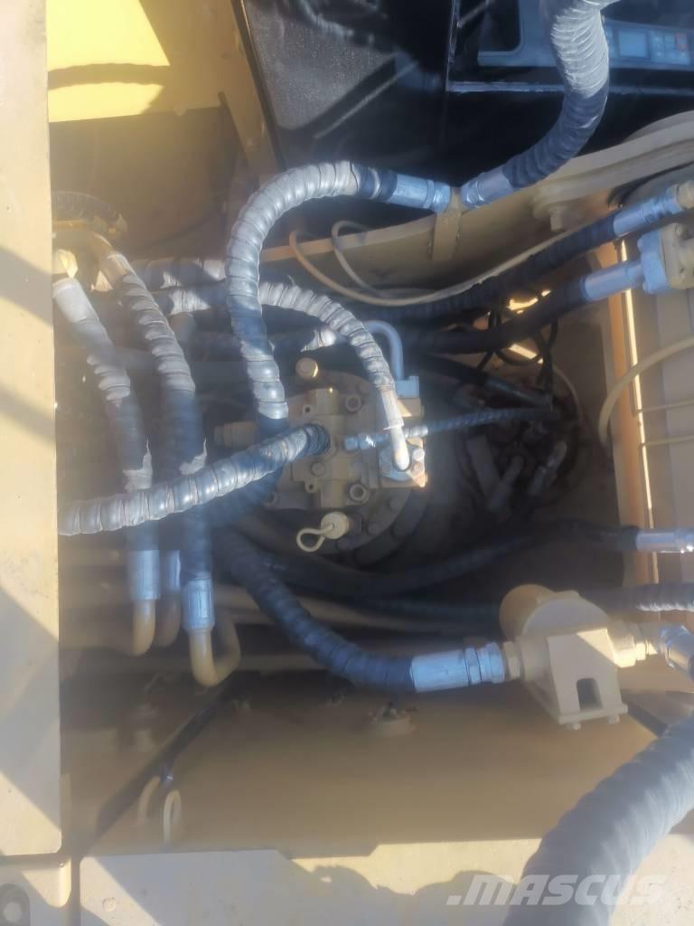 CAT 320 D Bageri guseničari