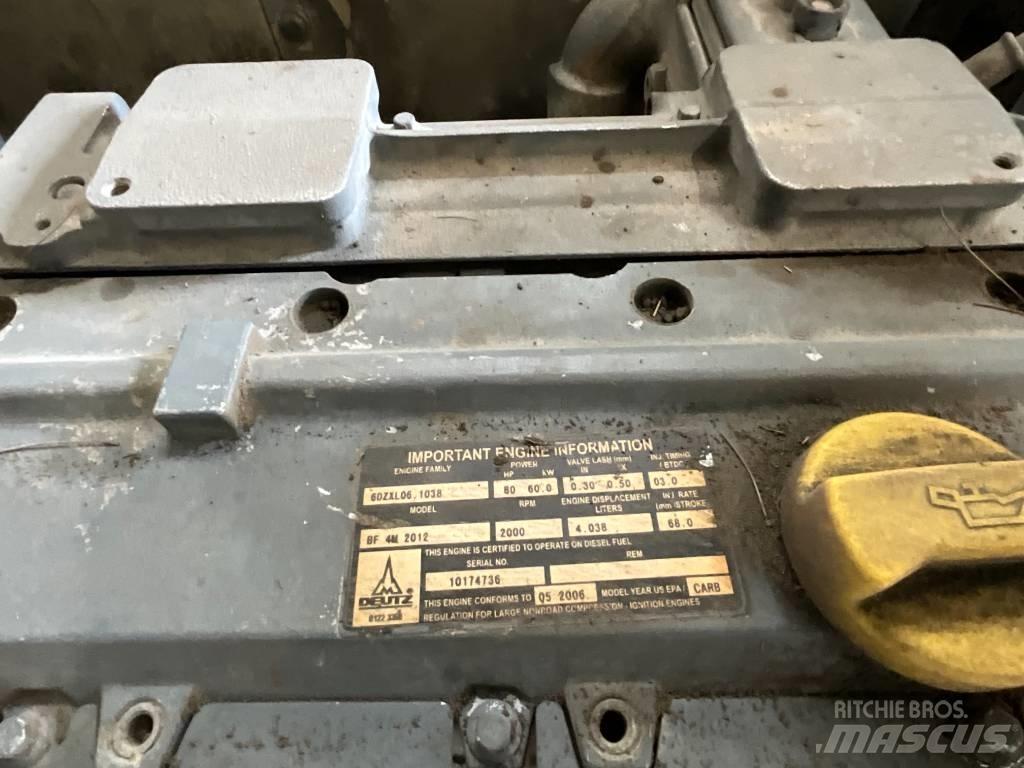 Terex HML 32 Bageri točkaši