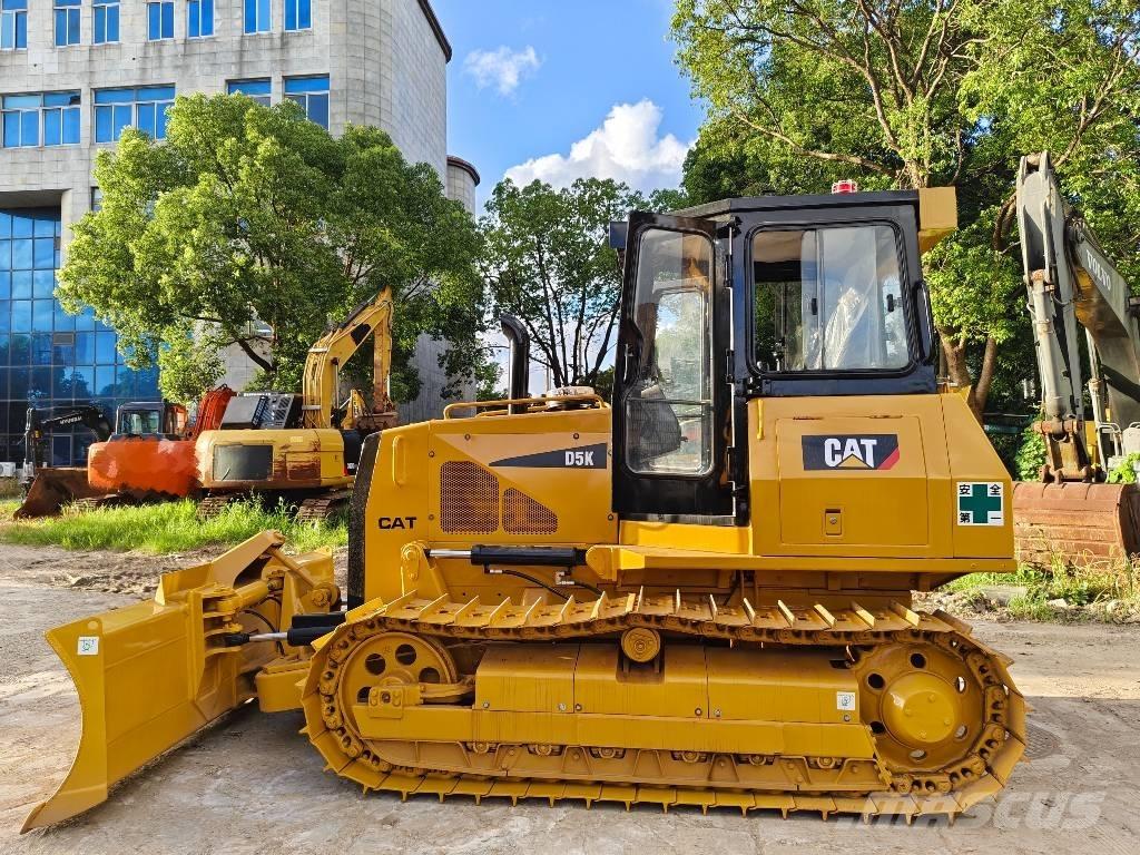 CAT D 5 K Buldožeri guseničari
