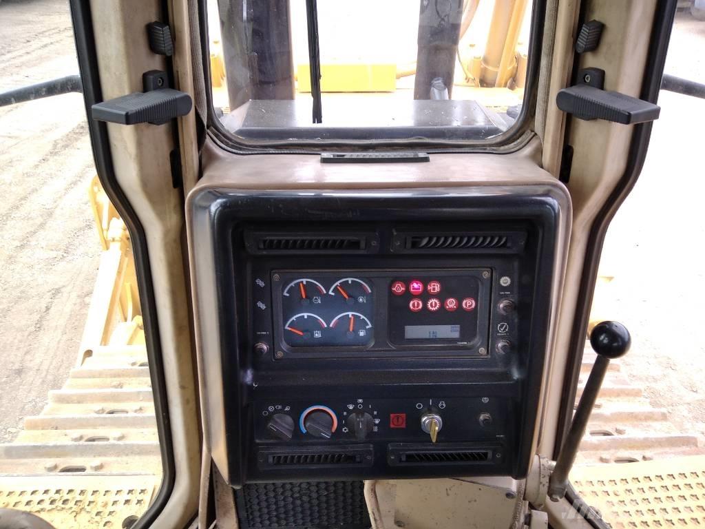 CAT D 6 R XL Buldožeri