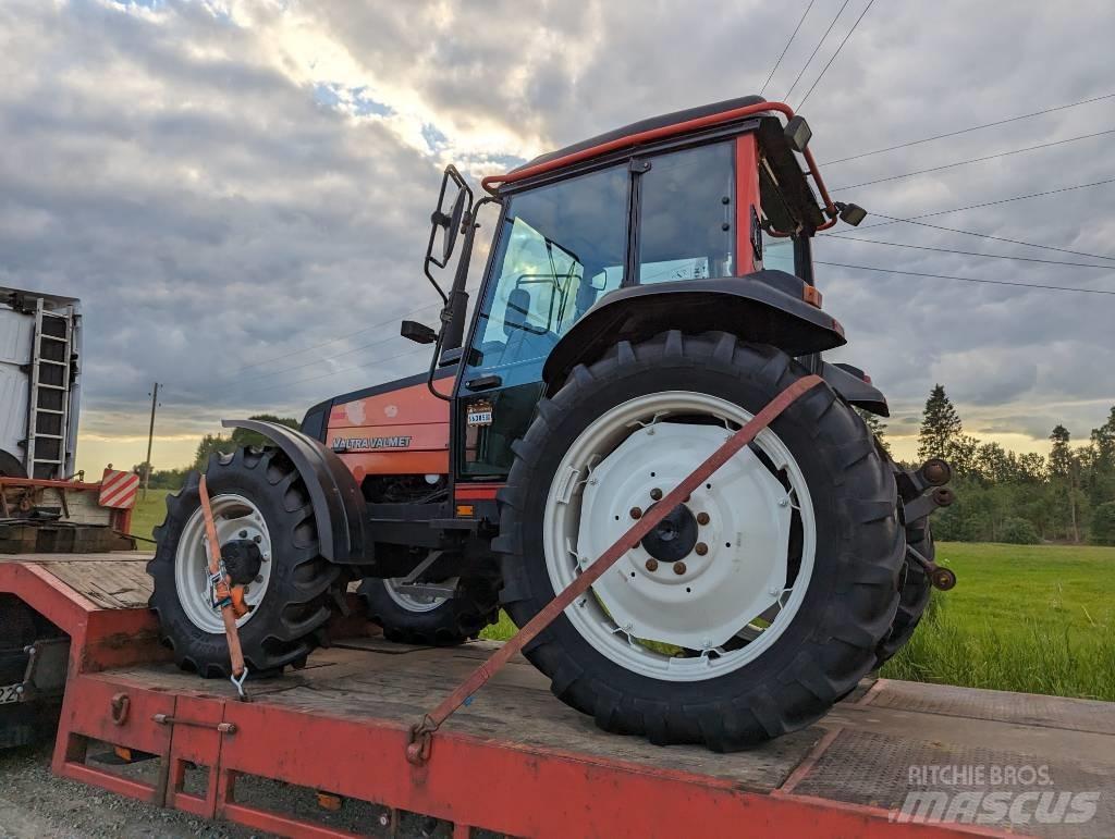 Valtra Valmet 700 Traktori